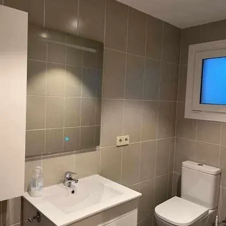 Pis Amb Encant Amb Piscina Comunitaria Apartment Girona